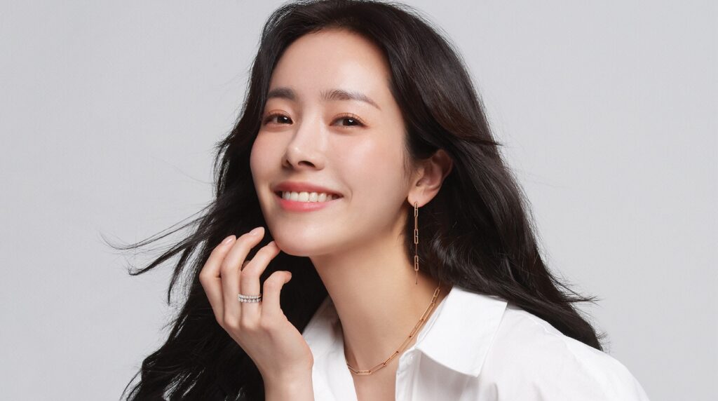 One Spring Night: Review, Story, Cast, Episodes, Release Date, Budget & More Han Ji-min as Lee Jeong-in