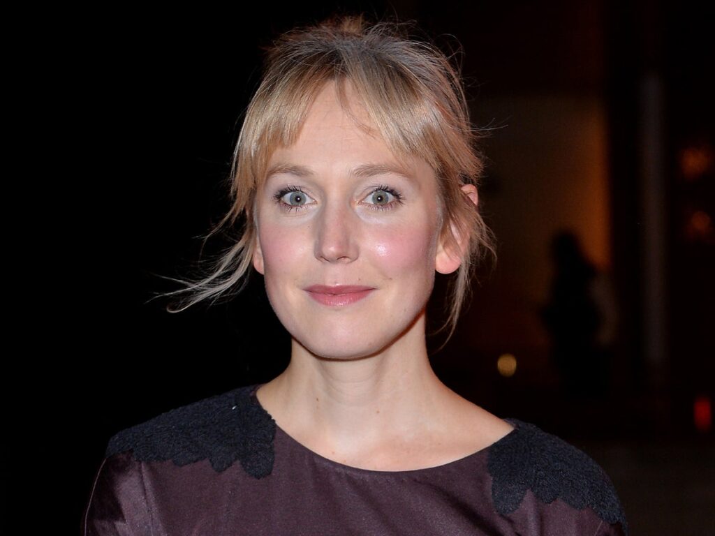 Hattie Morahan as Lady Tewkesbury