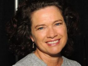 Heather Langenkamp Biography Height Weight Age Movies Husband Family Salary Net Worth Facts More