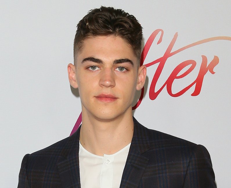 Hero Fiennes Tiffin Biography, Height, Weight, Age, Movies, Wife, Family, Salary, Net Worth, Facts & More