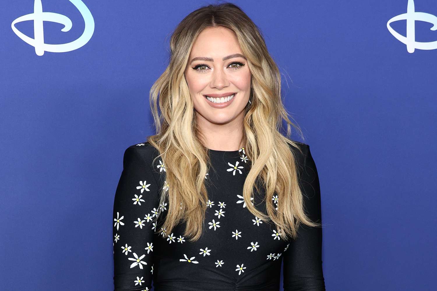 Hilary Duff Biography, Height, Weight, Age, Movies, Husband, Family, Salary, Net Worth, Facts ...