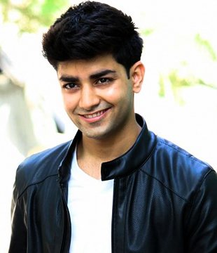 Himanshu Arora as Rohan