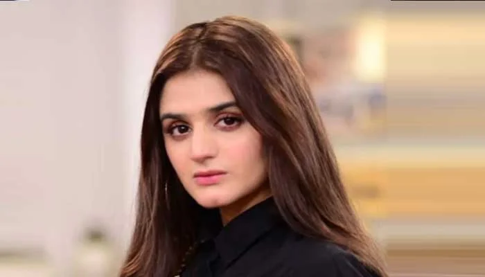 Hira Salman as Sania