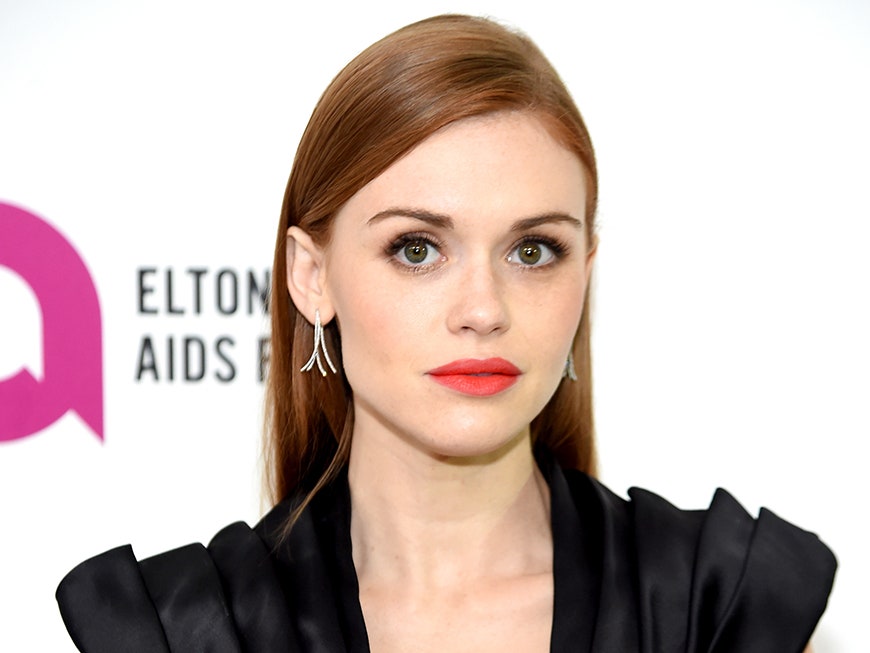 Escape Room: Tournament of Champions (2021): Story, Cast, Release Date, Budget, Collection, Review, Ratings & More Holland Roden as Rachel Ellis