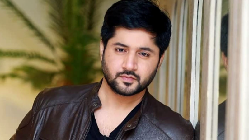 Imran Ashraf as Bilal "Billu" Chaudhry