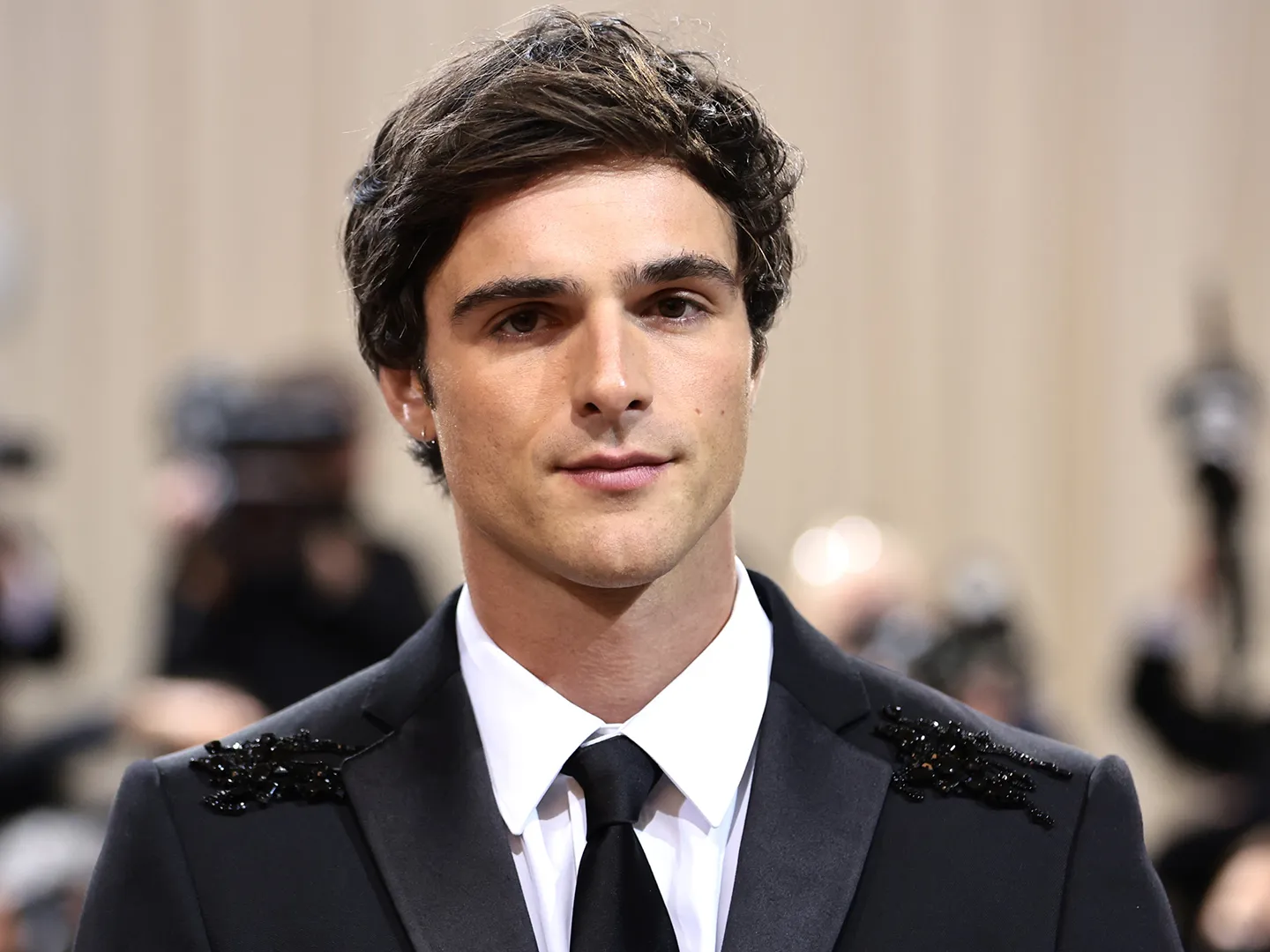 Jacob Elordi Biography, Height, Weight, Age, Movies, Wife, Family ...