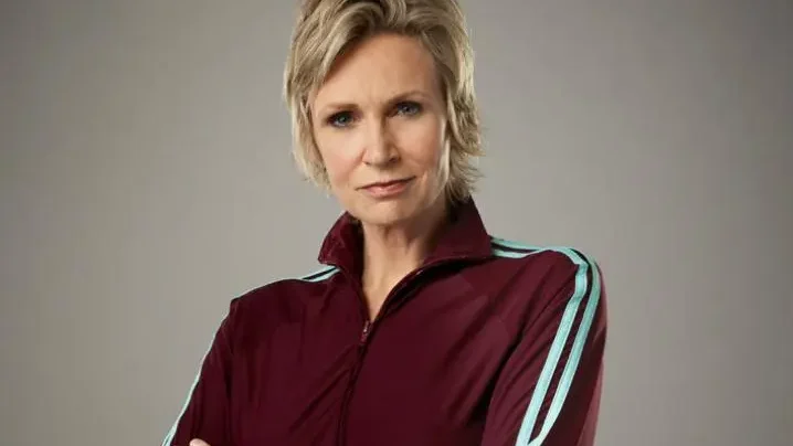 Jane Lynch as Sophie Lennon