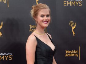 Janet Varney Biography Height Weight Age Movies Husband Family Salary Net Worth Facts More