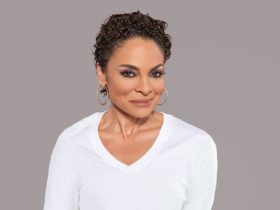 Jasmine Guy Biography Height Weight Age Movies Husband Family Salary Net Worth Facts More