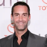 Jay Harrington Biography Height Weight Age Movies Wife Family Salary Net Worth Facts More