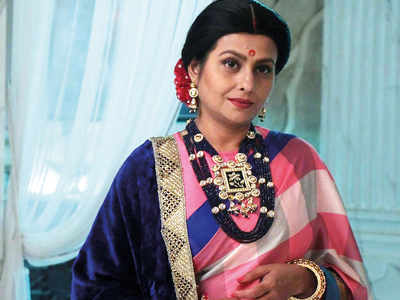 Jaya Bhattacharya as Veena Devi Singhania