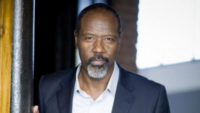 Jean-Michel Martial as Dr Philippe Payette