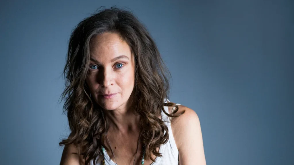 Jeanette Hain as Amena