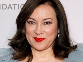 Jennifer Tilly Biography Height Weight Age Movies Husband Family Salary Net Worth Facts More