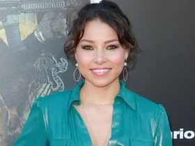 Jessica Parker Kennedy Biography Height Weight Age Movies Husband Family Salary Net Worth Facts More