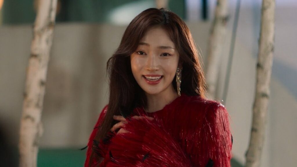 Love Alarm: Review, Story, Cast, Episodes, Release Date, Budget & More Ji Hye-ra as Kim Jang-go