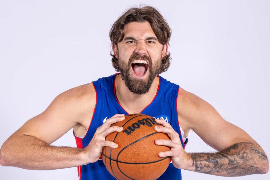 Joe Harris Biography, Height, Weight, Age, Stats, Wife, Salary, Net Worth & More