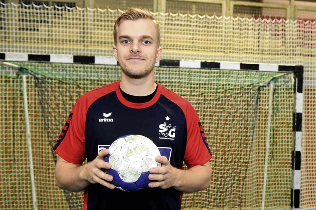 Jóhan Hansen Biography, Height, Weight, Age, Stats, Wife, Salary, Net Worth & More