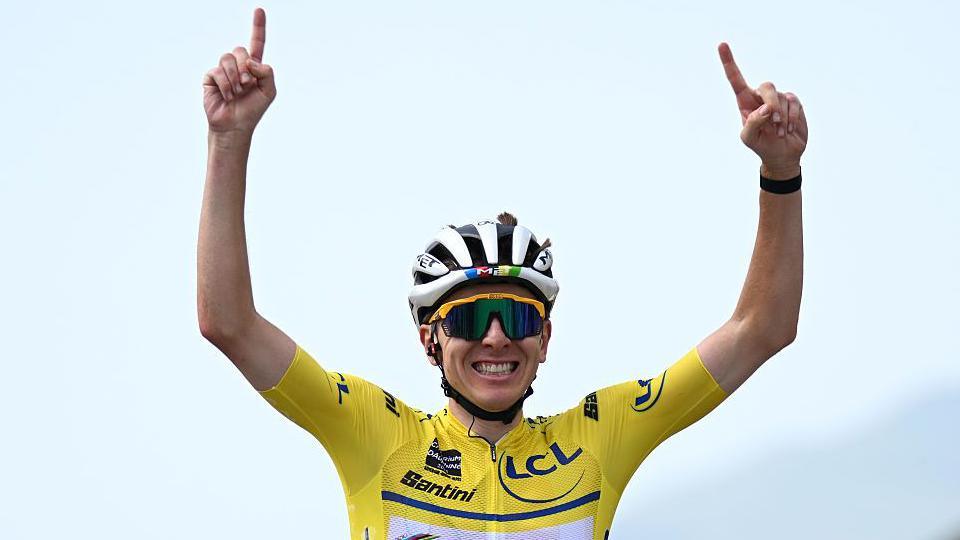 Jonas Vingegaard Biography, Height, Weight, Age, Stats, Wife, Salary, Net Worth & More Jonas Vingegaard Biography, Height, Weight, Age, Stats, Wife, Salary, Net Worth & More