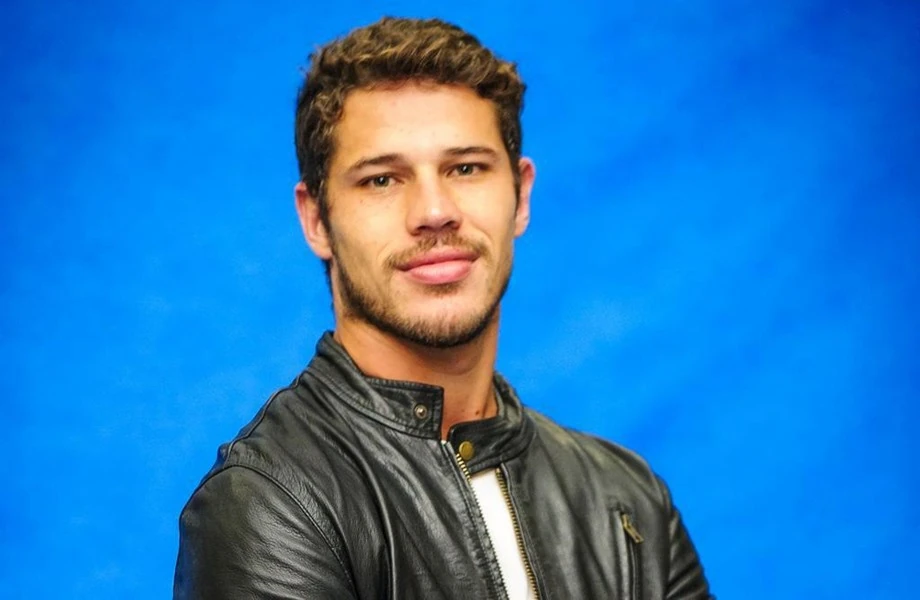 Vai na Fé: Review, Story, Cast, Episodes, Release Date, Budget & More José Loreto as Lui Lorenzo Campos