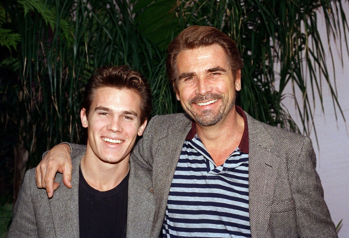 Josh Brolin With His Son