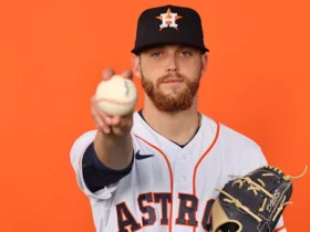 Josh Hader Biography Height Weight Age Stats Wife Salary Net Worth More