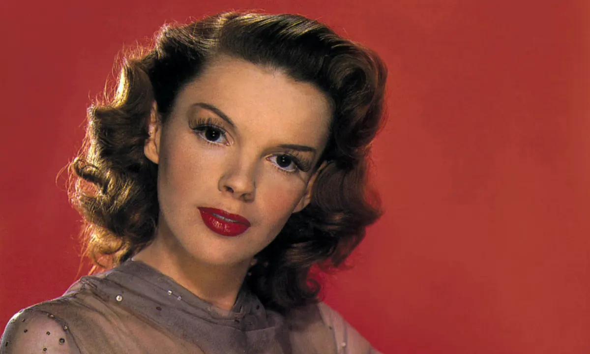 Judy Garland Biography Height Weight Age Movies Husband Family Salary Net Worth Facts More