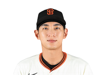 Jung Hoo Lee Biography Height Weight Age Stats Wife Salary Net Worth More