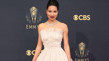 Jurnee Smollett Biography, Height, Weight, Age, Movies, Husband, Family
