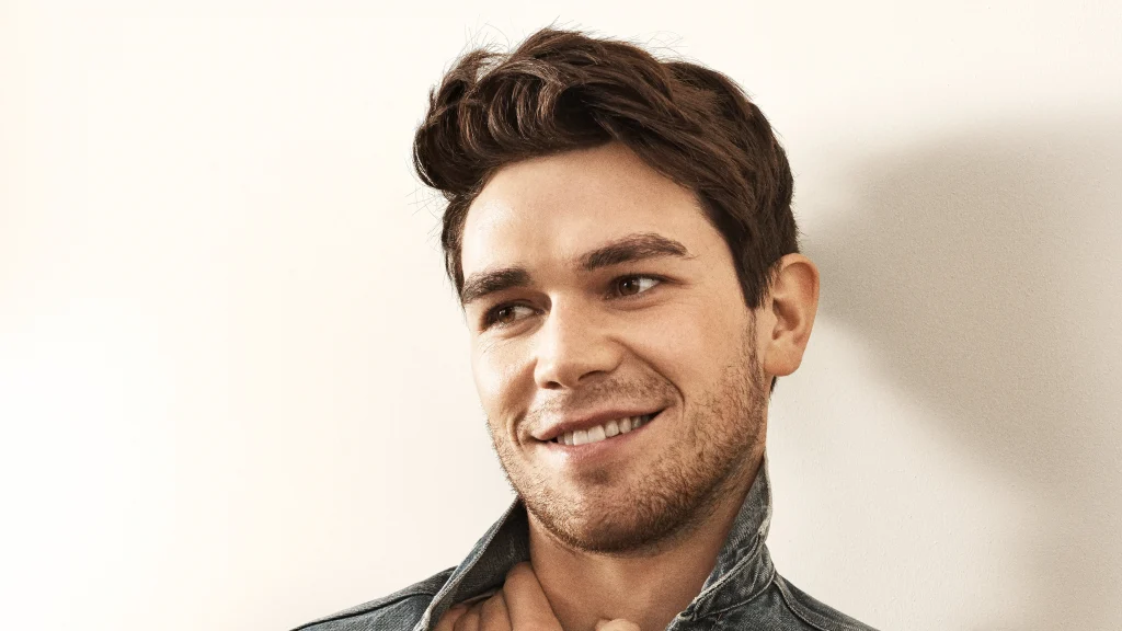 KJ Apa Biography, Height, Weight, Age, Movies, Wife, Family, Salary, Net Worth, Facts & More