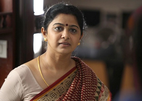 Kalyani Natarajan as Kalyani, Deva's wife 