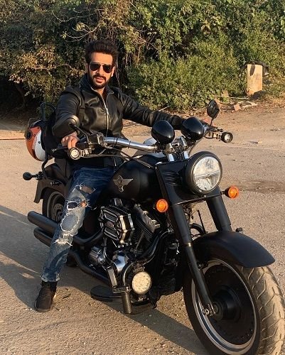 Karan Veer Mehra With His Bike