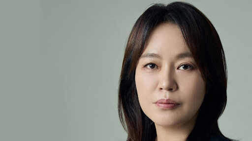 Kim Geum-sun as Baek Il-hong