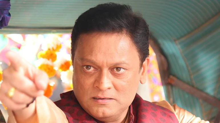 Kiran Karmarkar as Ajay Pal Singh