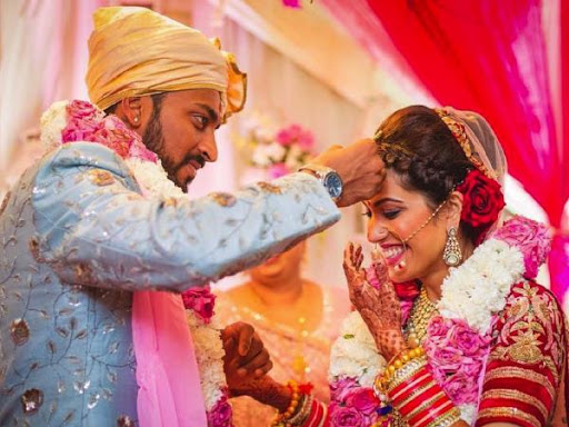 Krunal Pandya With Wife