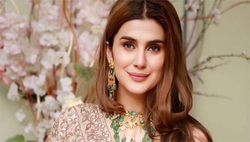 Kubra Khan as Mashal Tahir