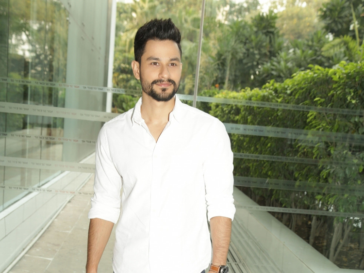 Kunal Khemu as Michael Rodrigues