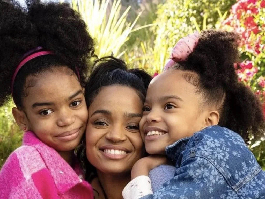 Kyla Pratt With Her Daughter