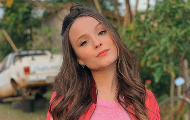 Carrossel: Review, Story, Cast, Episodes, Release Date, Budget & More Larissa Manoela as Maria Joaquina Medsen