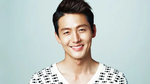 Lee Jung-jin as Prince Imperial Geum, Lee Lim / Lee Seong-jae
