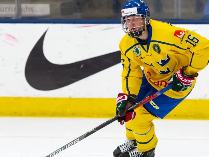 Lucas Raymond Biography, Height, Weight, Age, Stats, Wife, Salary, Net Worth & More Lucas Raymond Biography, Height, Weight, Age, Stats, Wife, Salary, Net Worth & More