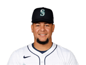 Luis Castillo Biography Height Weight Age Stats Wife Salary Net Worth More