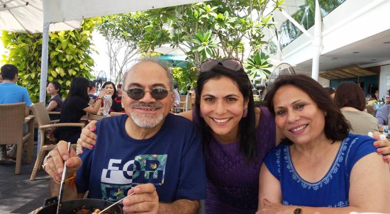 Maanvi Gagroo With Her Father And Mother