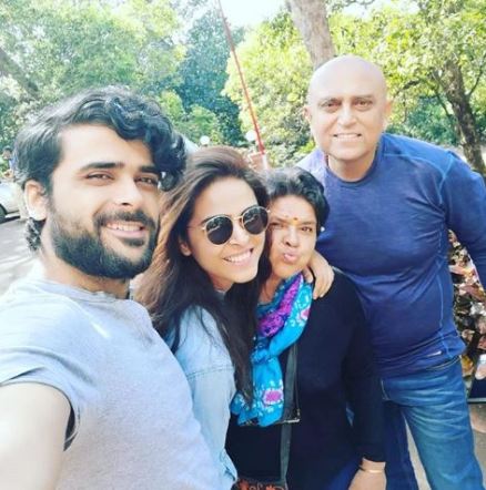 Madhurima Tuli With Her Family