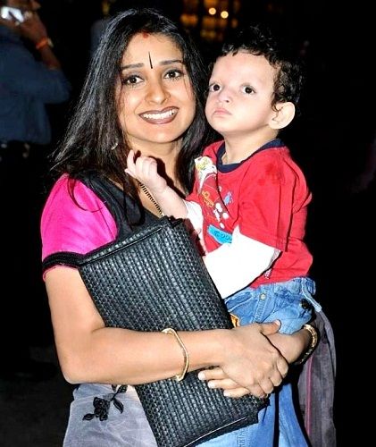 Malavika Avinash With Her Son