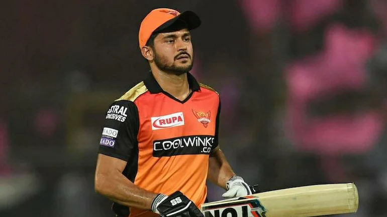 Manish Pandey Salary