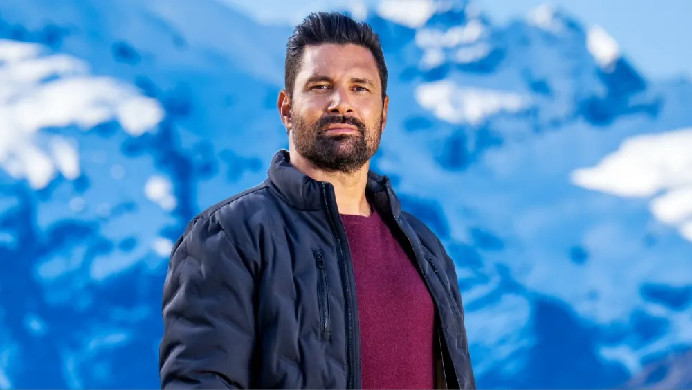 Arrow: Review, Story, Cast, Episodes, Release Date, Budget & More Manu Bennett as Slade Wilson / Deathstroke