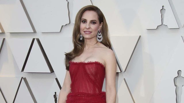 Reminiscence (2021) Full Movie Analysis: Story, Cast, Release Date, Budget, Collection, Review, Ratings & More Marina de Tavira as Tamara Sylvan