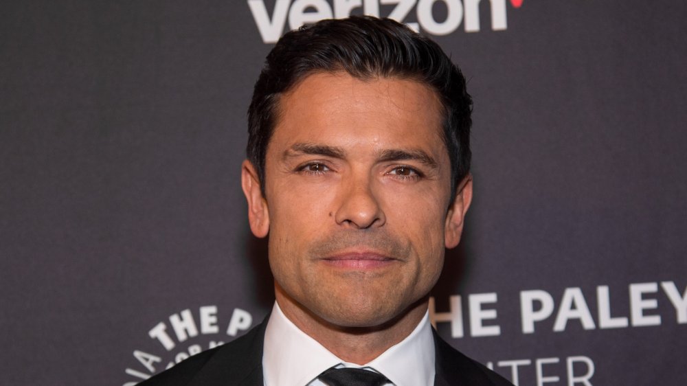 Mark Consuelos Biography, Height, Weight, Age, Movies, Wife, Family, Salary, Net Worth, Facts & More