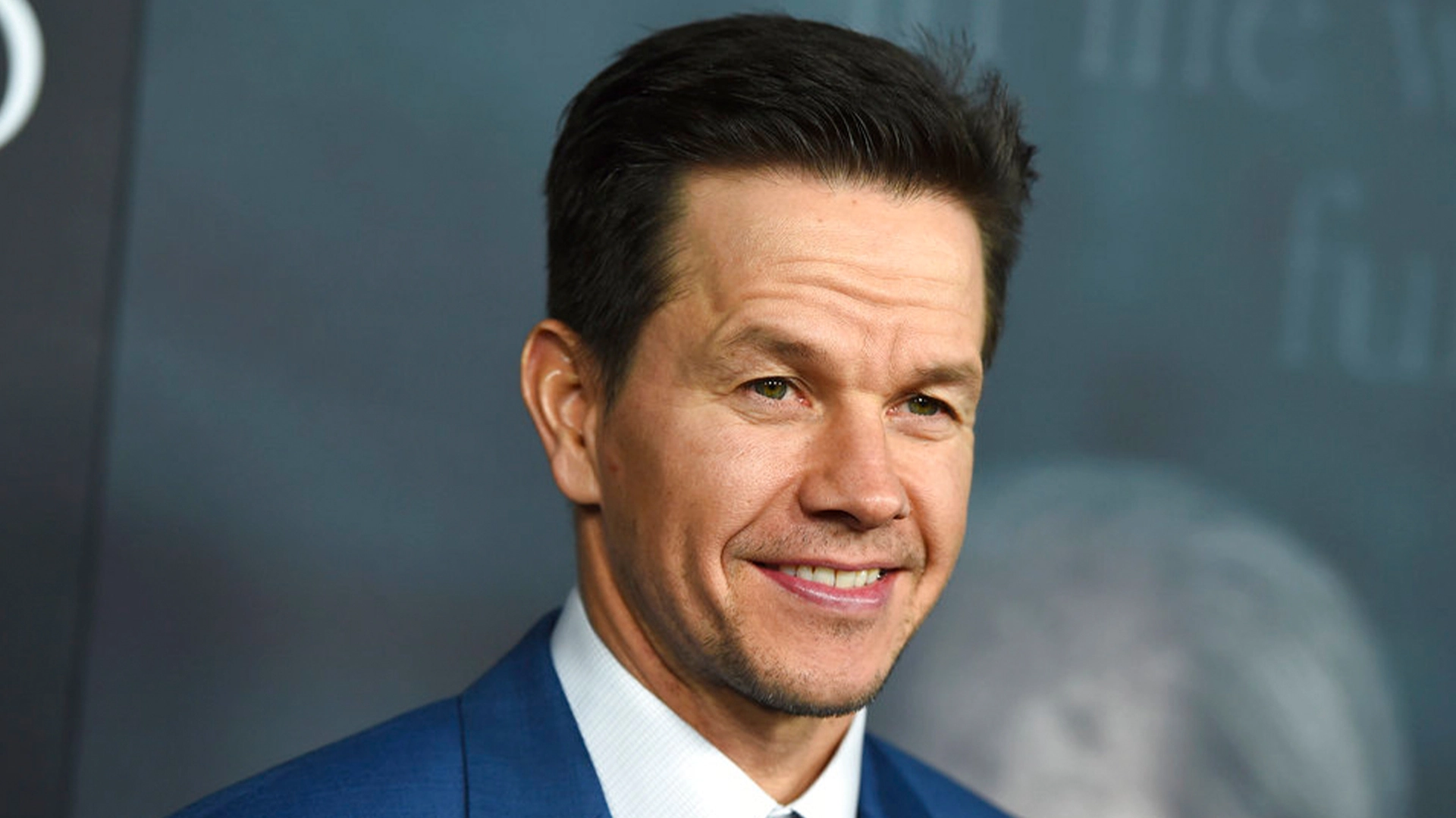 Mark Wahlberg Biography, Height, Weight, Age, Movies, Wife, Family ...